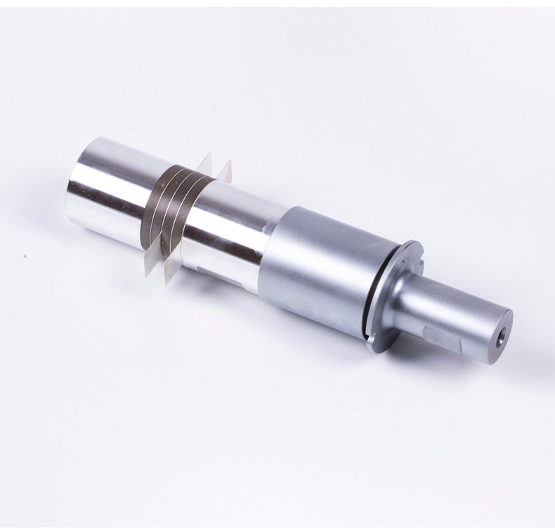 圆柱型夹心20K 2000W超声波换能器