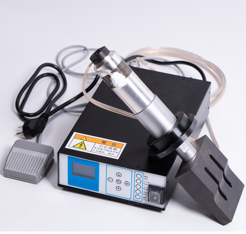 20K2000W2600W常发波超声波系统